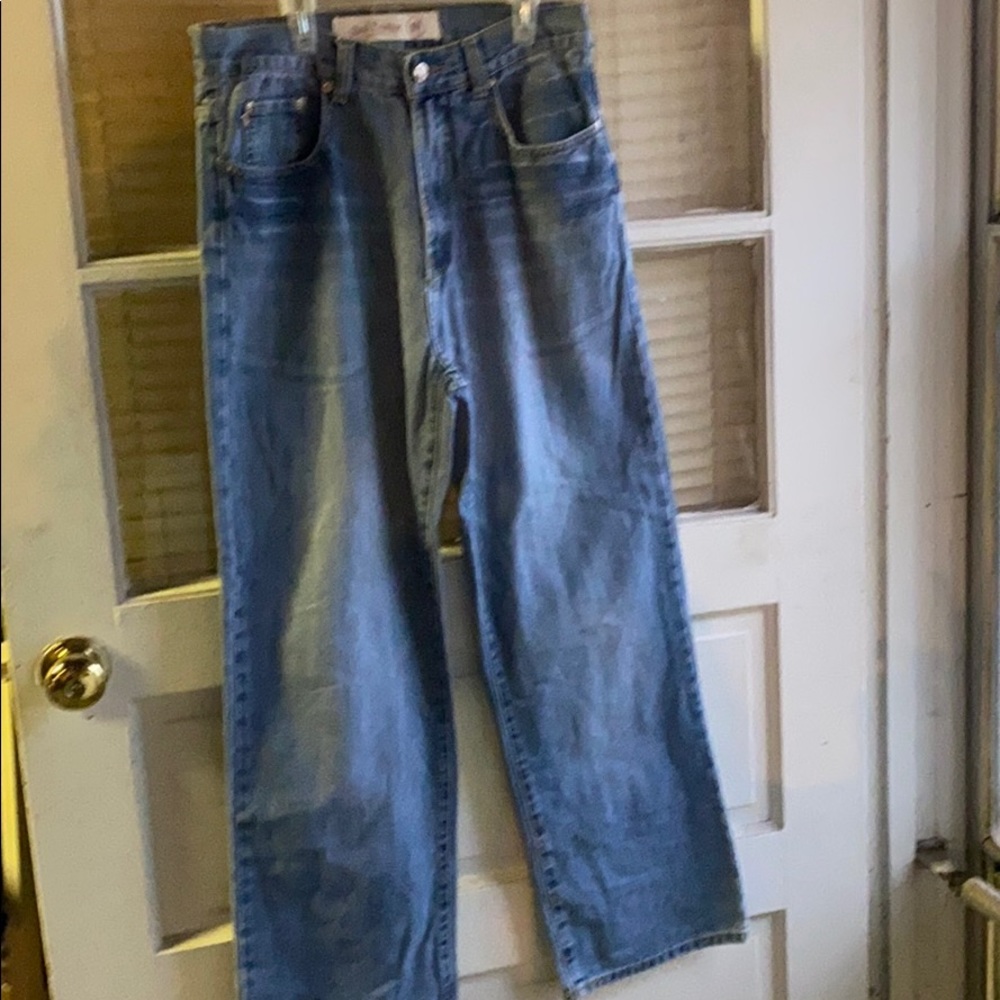 Men’s Red Camel 30/30 lightly distressed!